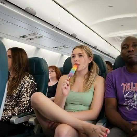 This girl on a plane goes viral after provoking…